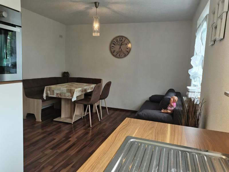 Ferienwohnung Im Drosselnest 헤힝겐 외부 사진